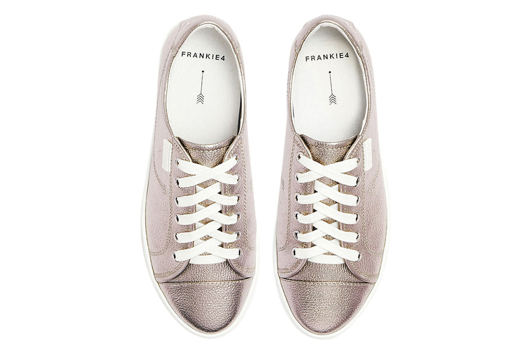 Frankie 4 Nat III Champagne Tumbled Womens #color_metallic-gold