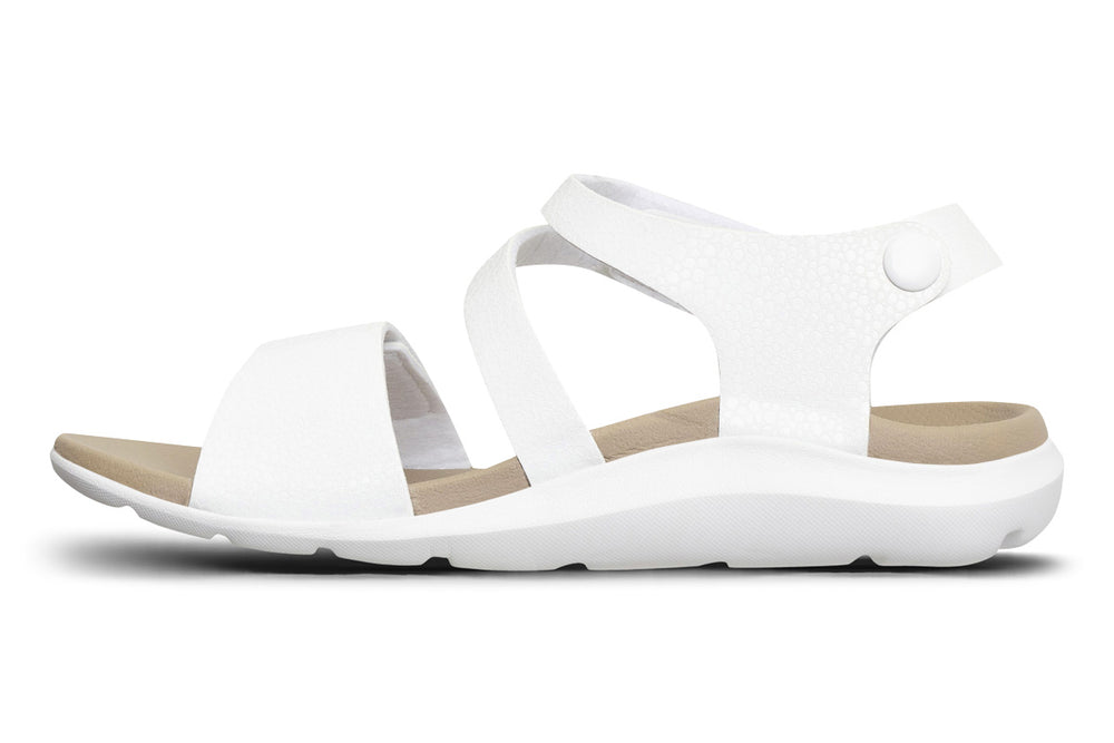 Ascent Groove Sandal White Womens #color_white