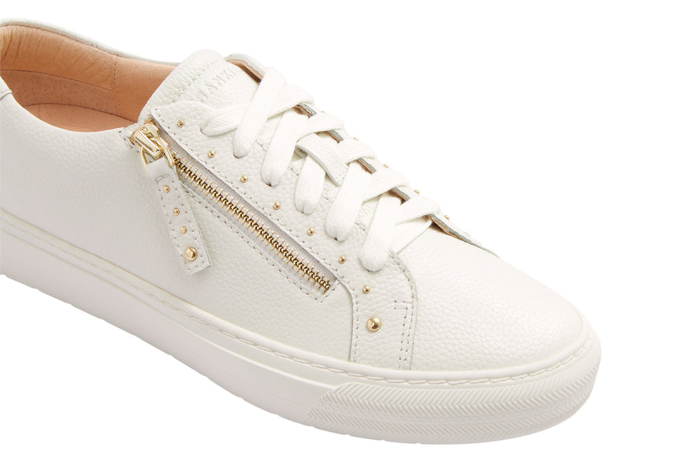 Frankie 4 Billie White Stud Womens #color_white