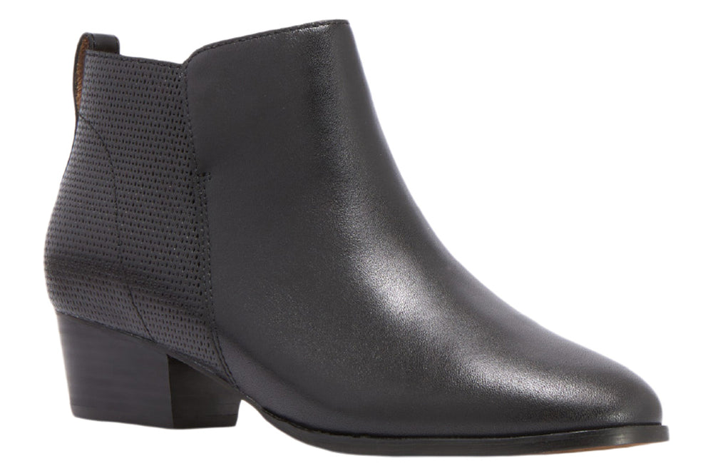 Frankie 4 Charleston Black Womens #color_black