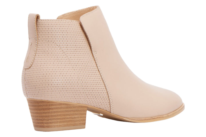 Frankie 4 Charleston Warm Sand Womens #color_brown-beige