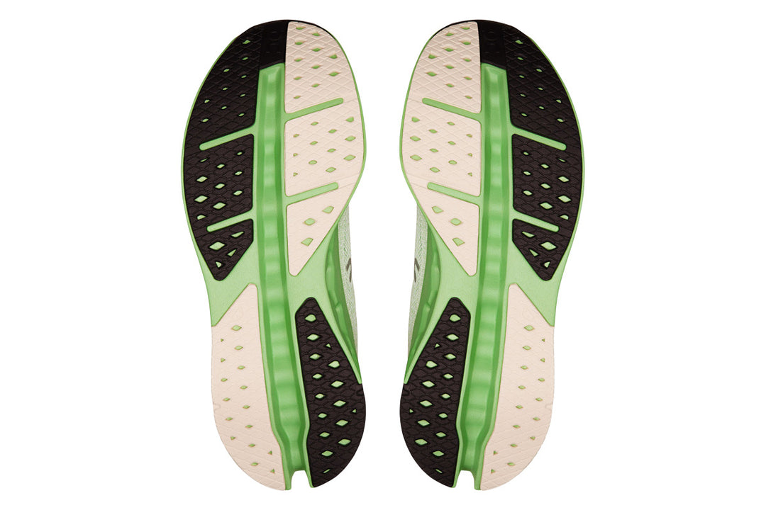 On Cloudsurfer Max D Ivory/Honeydew Mens #color_
