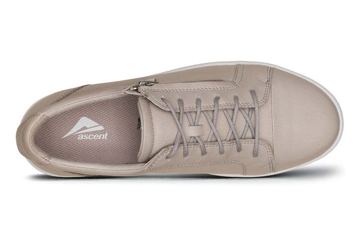 Ascent Stratus Zip C Taupe Womens #color_brown-taupe