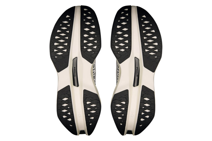 On Cloudboom Max D White/Black Mens #color_white-multi-greys