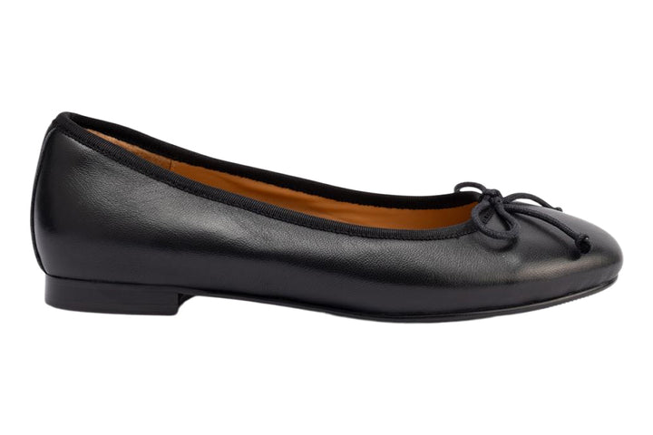 Silver Lining Glide Black Leather Womens #color_black