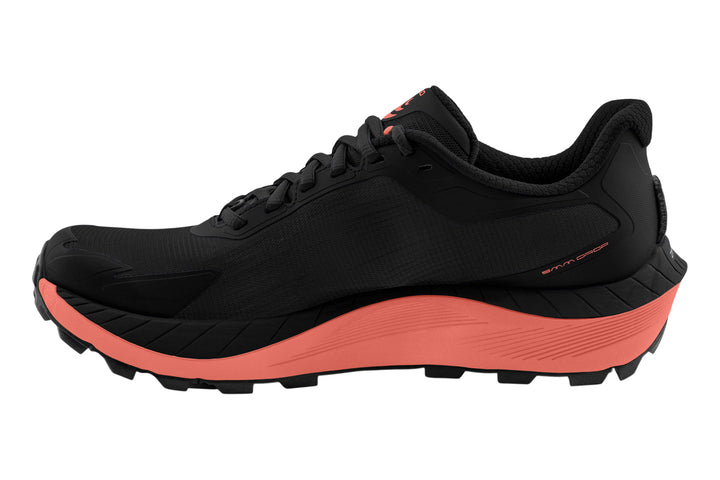Topo Mountain Racer 4 Black/Rose Womens #color_black-multi-pinks